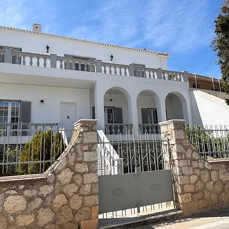 The Elegant Summer House Spétses Exterior foto